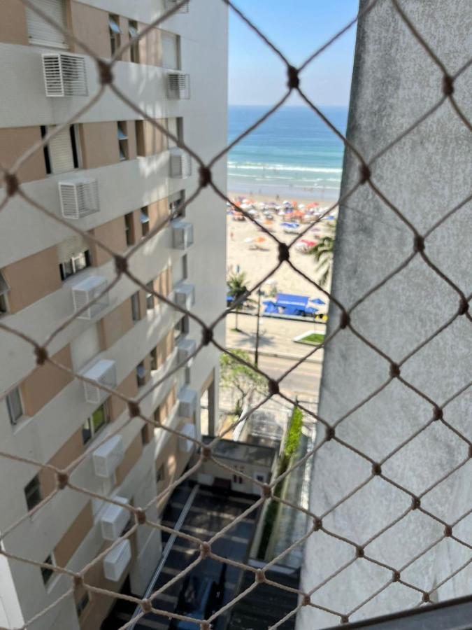 Na Rua Da Com Vista O Mar *